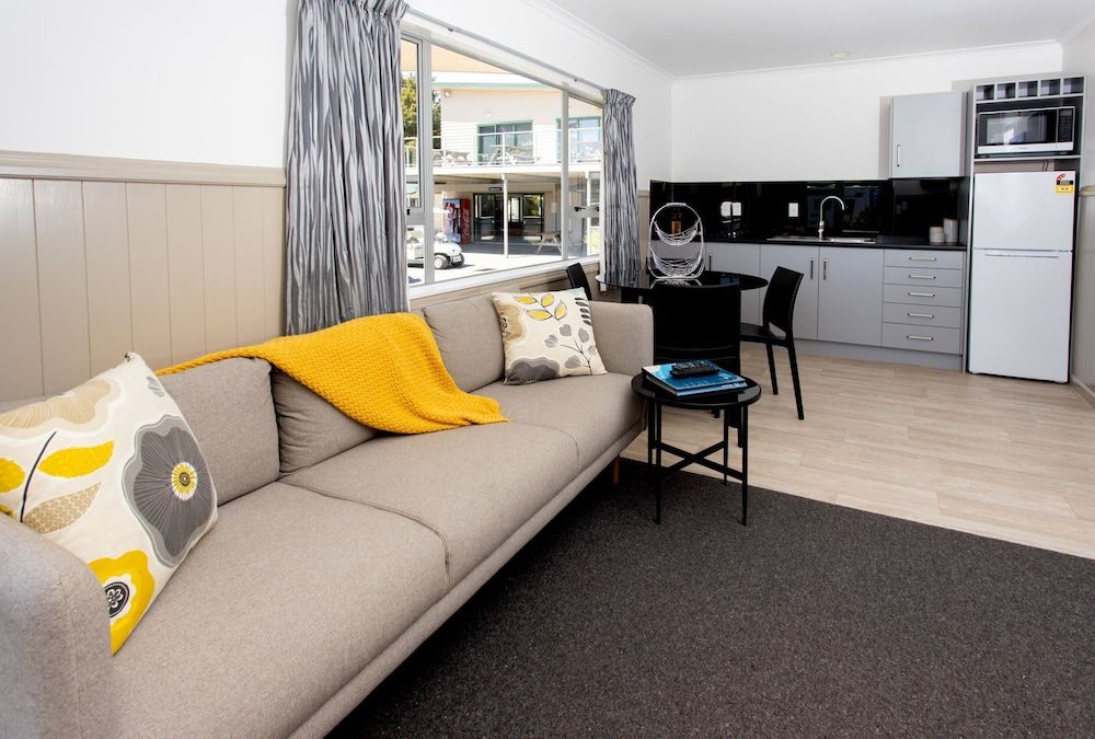 Motueka TOP 10 Holiday Park Two Bedroom Motel 3