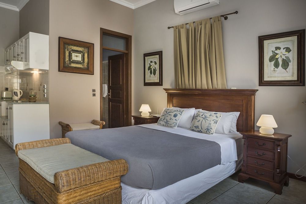 Suite, Ground Floor (No 2)