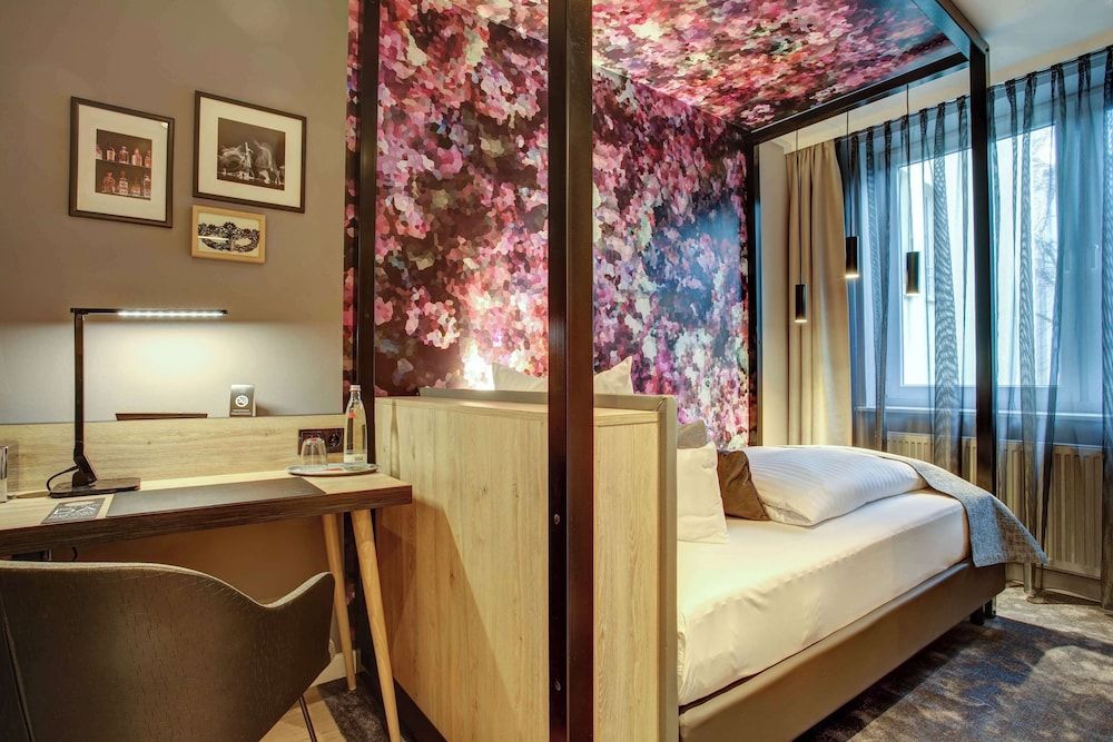 undefined Vienna House Easy by Wyndham Hamburg 2