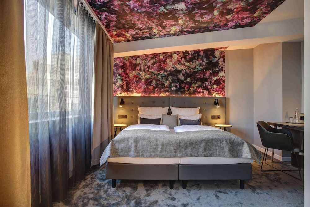 Vienna House Easy by Wyndham Hamburg Family Room 3