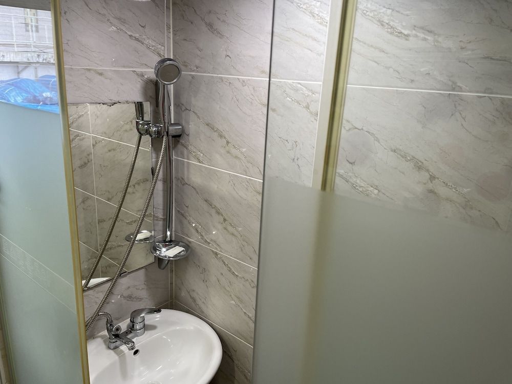 Hostel Chloe Economy Double Room 21