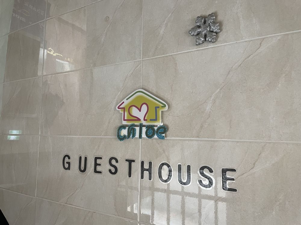 undefined Hostel Chloe 5