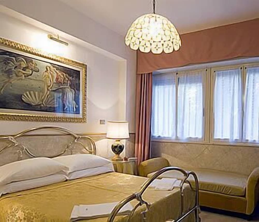 undefined Babri Simintaj 9