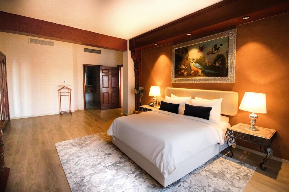 Junior Suite, 1 King Bed