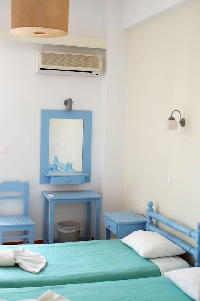 Economy Room, 2 Twin Beds