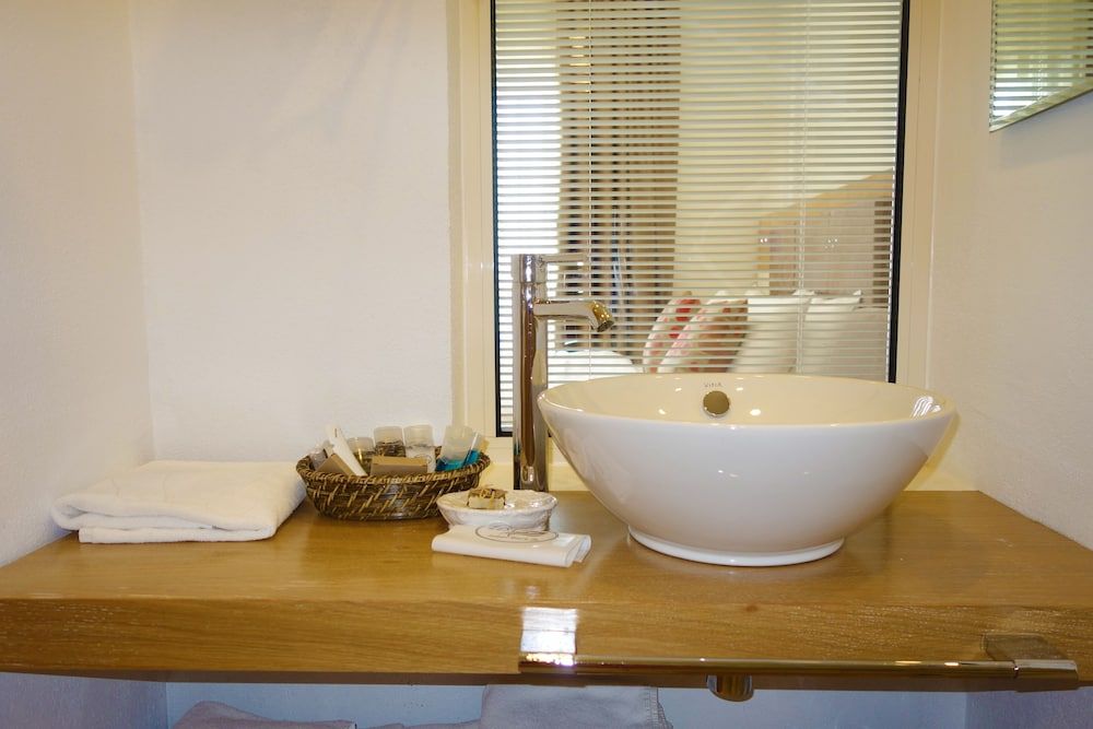 Zest Exclusive Hotel and Spa Deluxe Room 13