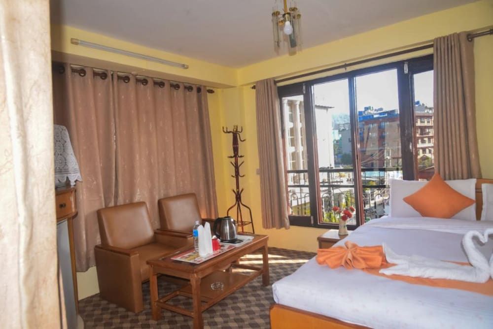 Deluxe Double or Twin Room