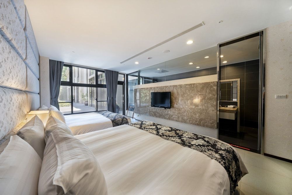 Tai Yi Red Maple Resort Winter Love - Quadruple Room 3