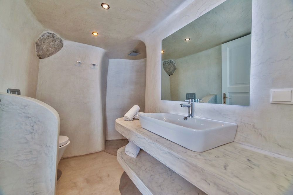 Armeni Village Rooms & Suites Junior Suite, Sea View 14