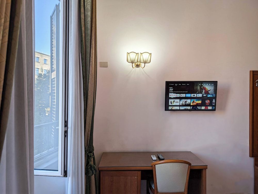 Hotel Philia Rome Standard Double Room 11
