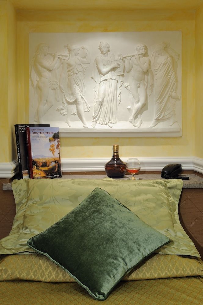 undefined Hotel Farnese