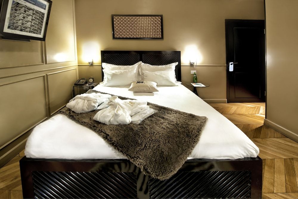 undefined Montefiore 16 - Urban Boutique Hotel 7