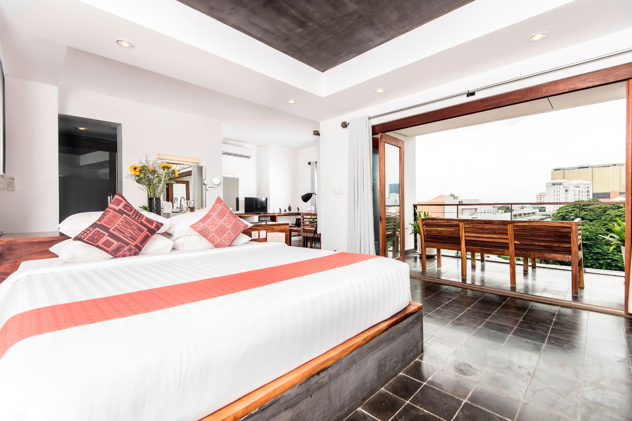 undefined Patio Hotel & Urban Resort 6