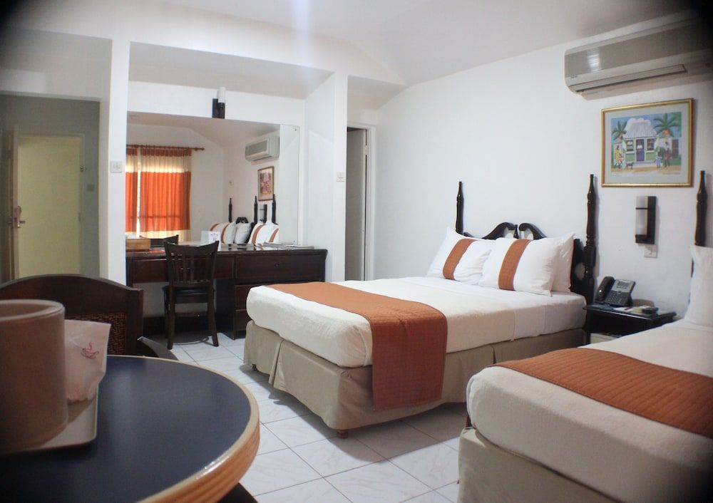 Altamont Court Hotel Executive Double Room 5