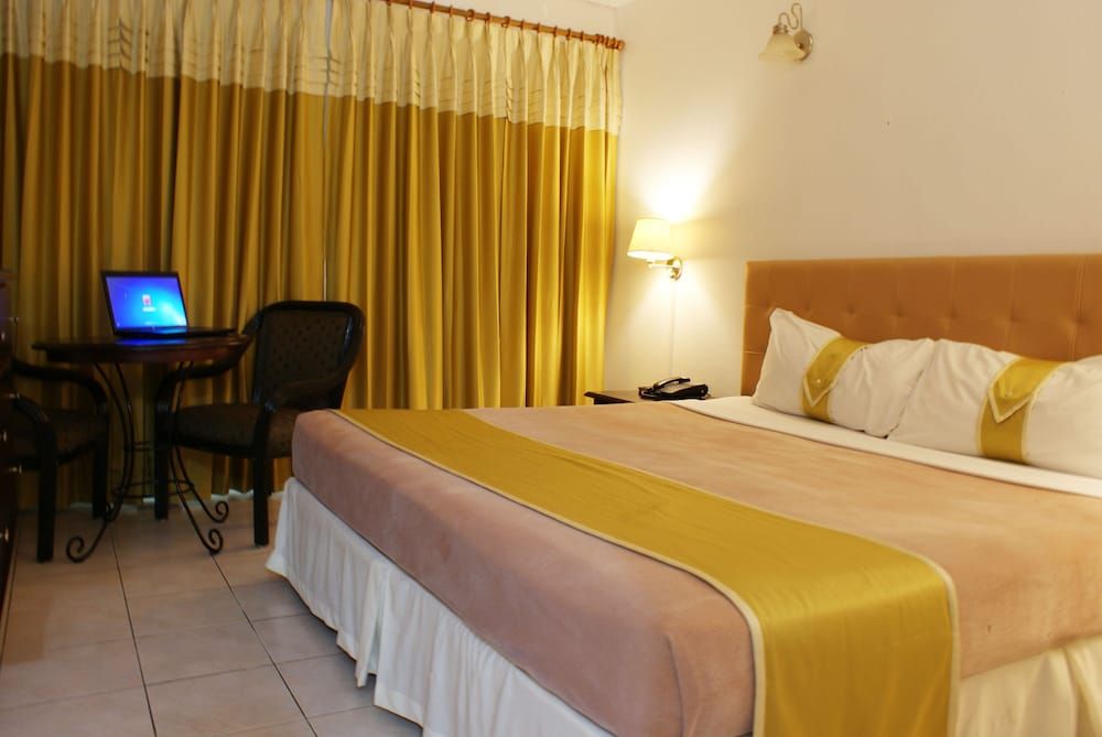 Altamont Court Hotel Executive Room, 1 King Bed, Non Smoking