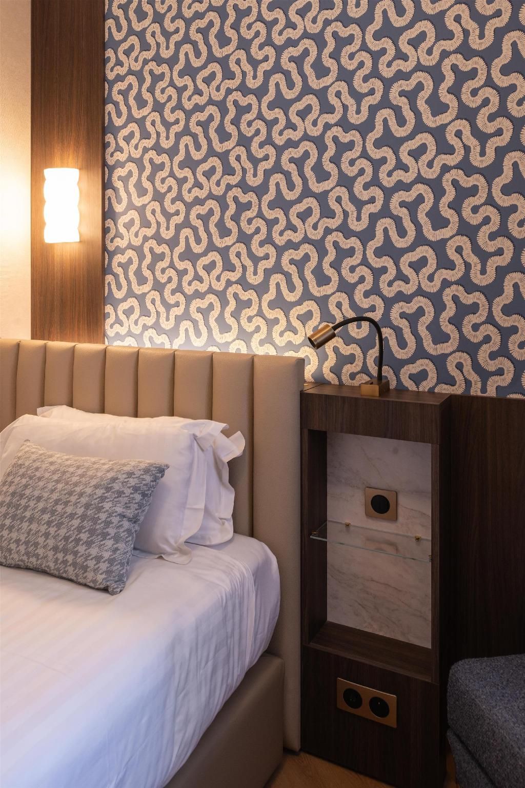 undefined Best Western Au Trocadero 10