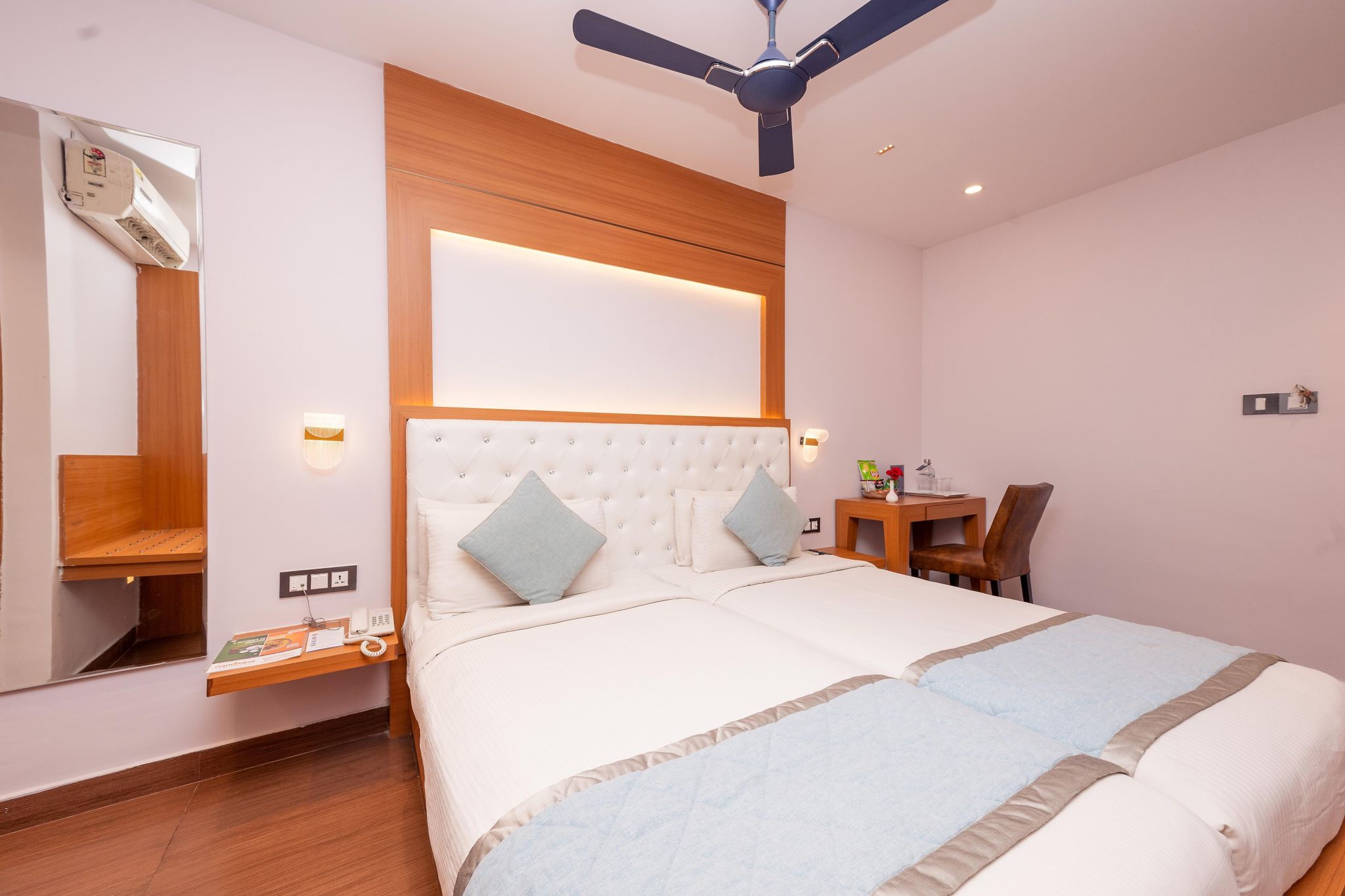 Super Deluxe Room ( AC )