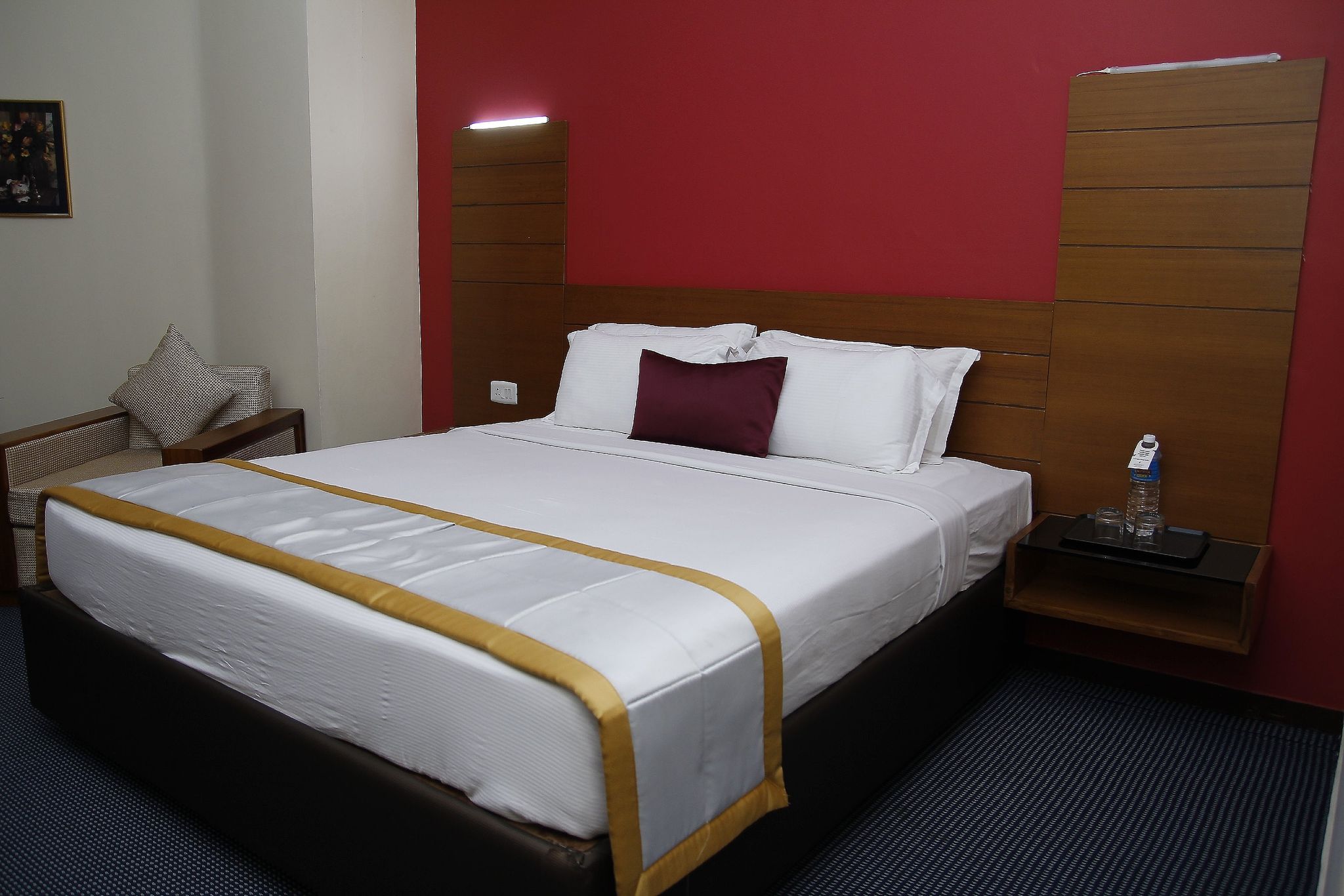 Hotel Presidency Deluxe Double or Twin Room 8