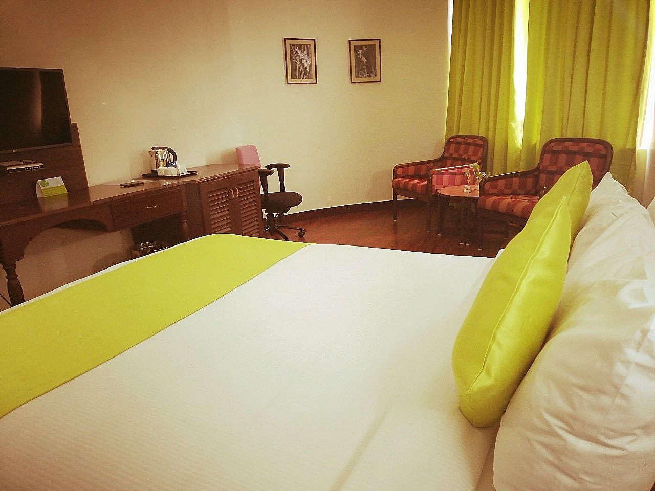 Hotel Presidency Deluxe Double or Twin Room 3