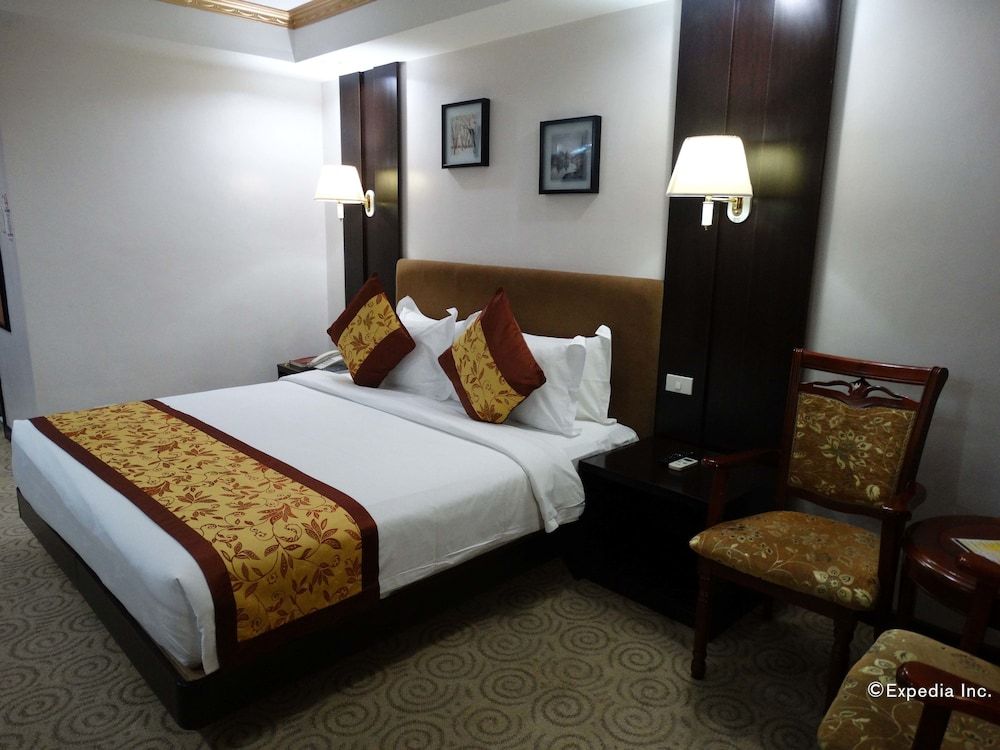 Lido De Paris Hotel DELUXE TWIN ROOM 5