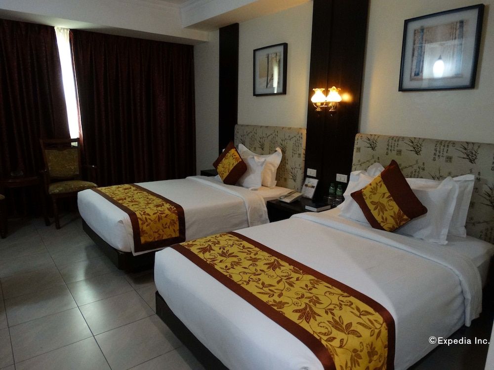 Lido De Paris Hotel DELUXE TWIN ROOM 10