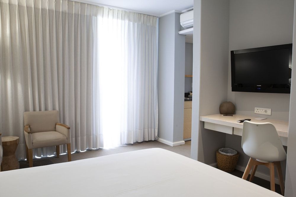 Atlantic Beach Hotel Queen Room 8