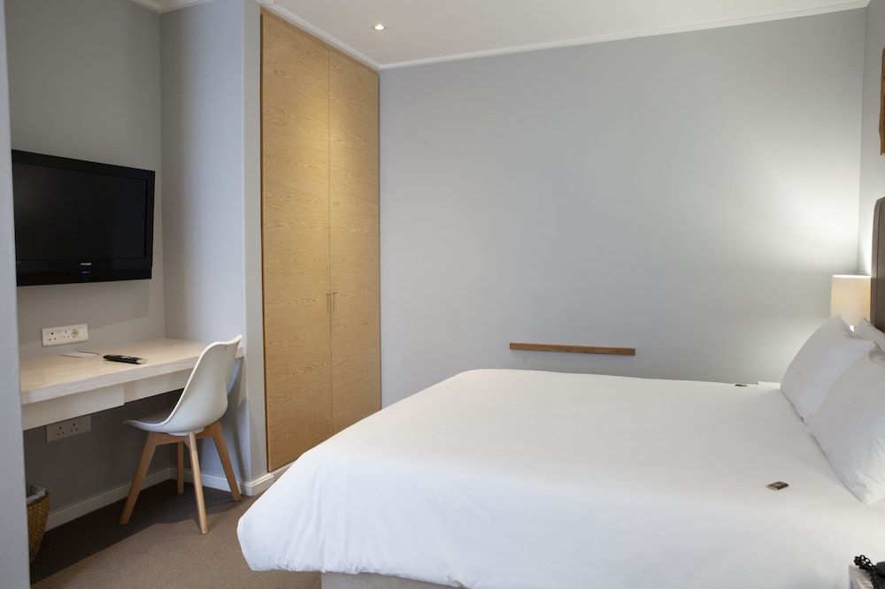 Atlantic Beach Hotel Queen Room 5