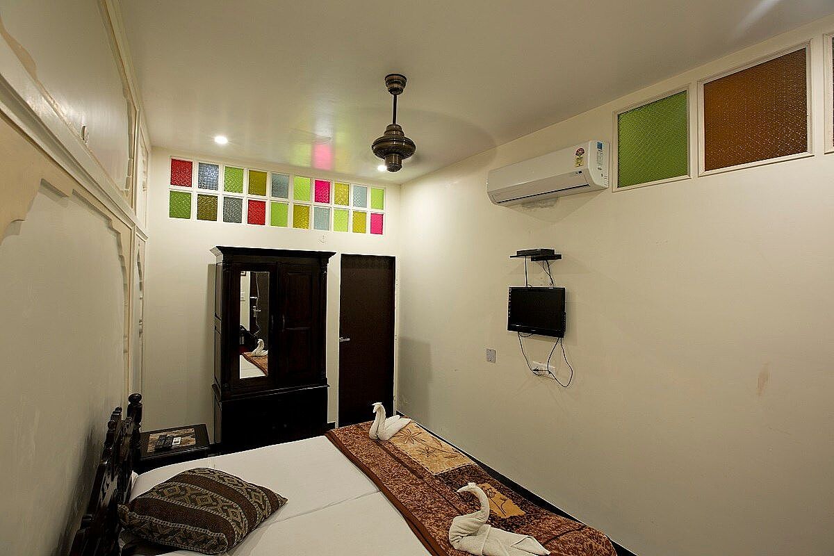 Hotel Kalyan Super Deluxe Room AC 6