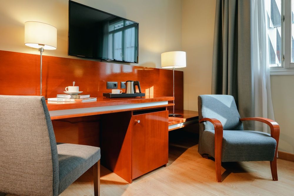 Abba Euskalduna Hotel Deluxe Double Room Single Use 4