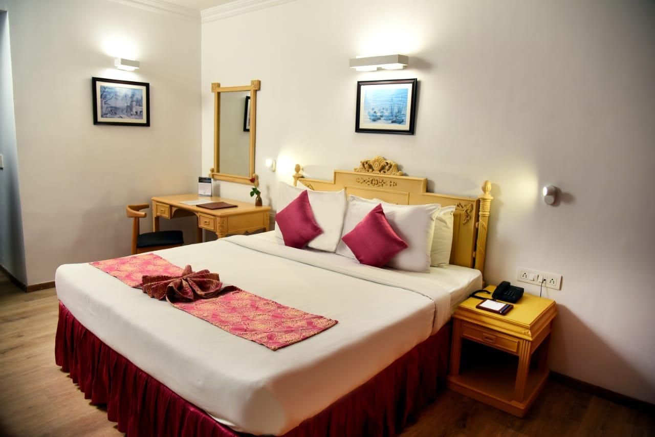 undefined Hotel Golden Parkk 5
