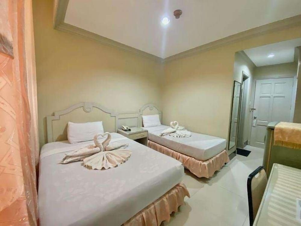 Cebu Northwinds Hotel Executive Room, 2 Bedrooms 2