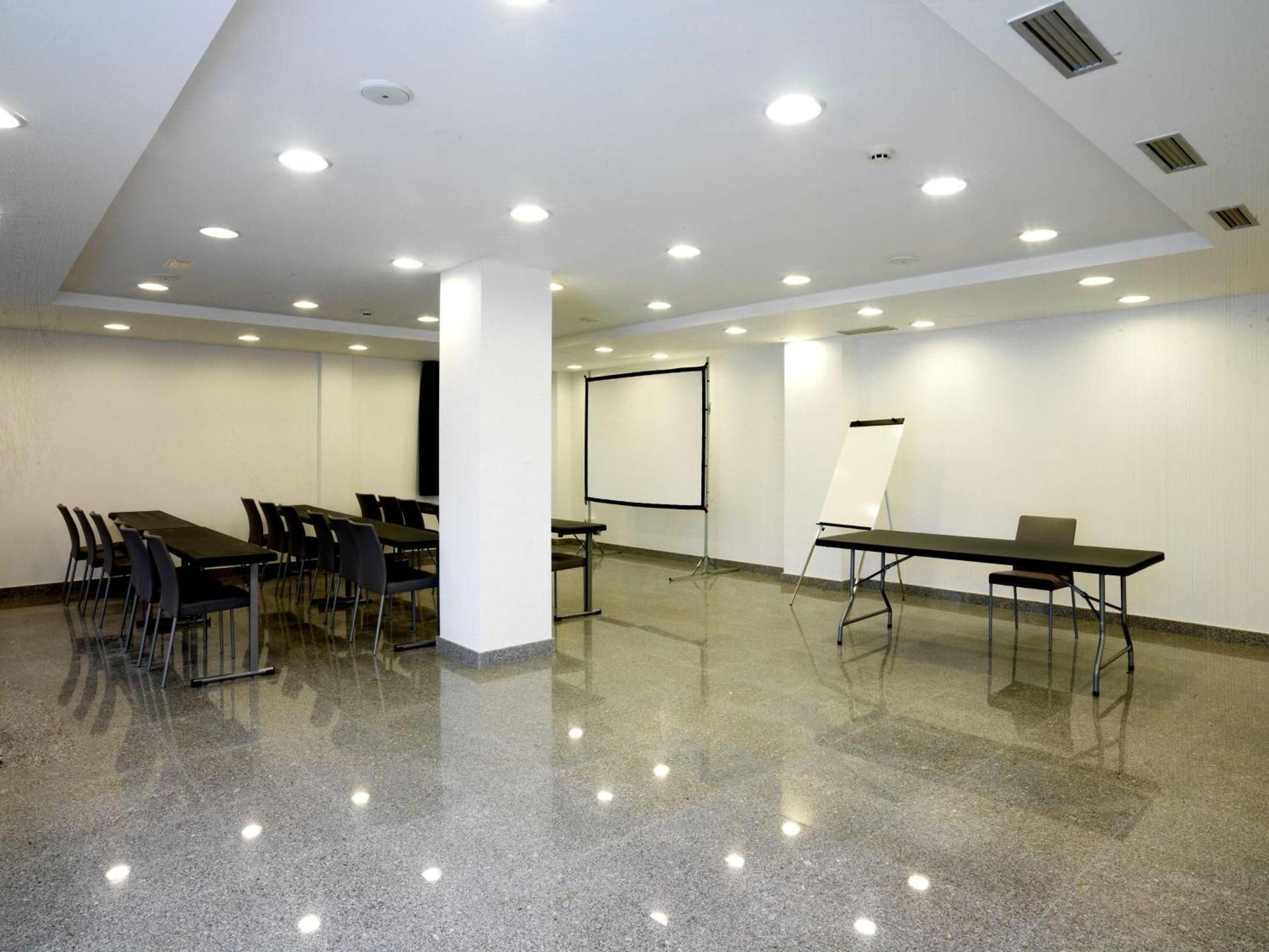 meeting room / ballrooms