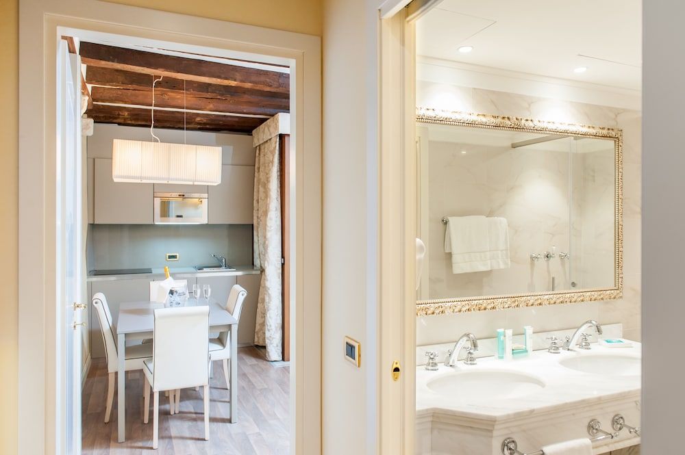 Hotel Al Duca Di Venezia Classic Apartment, Annex Building (Casanova) 4