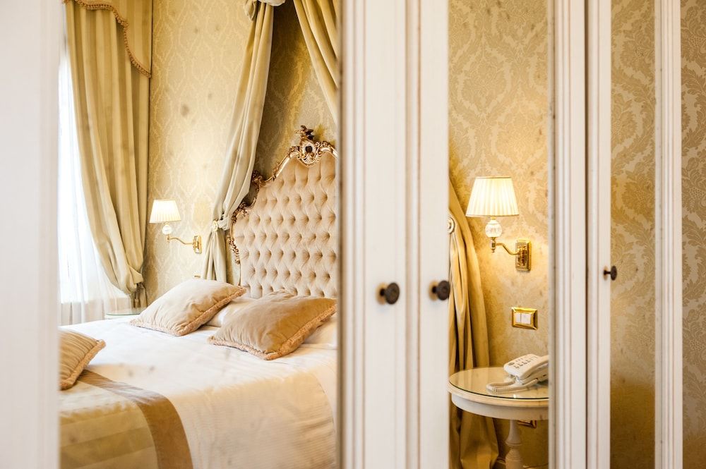 undefined Hotel Al Duca Di Venezia 9