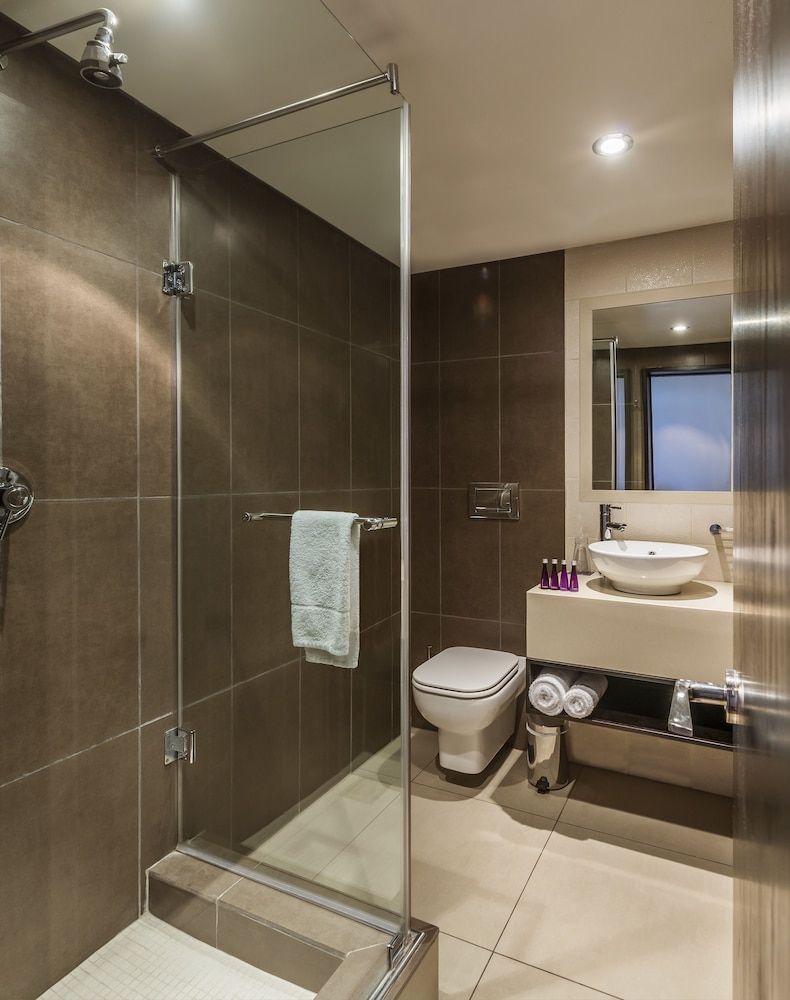 Avani Lesotho Hotel & Casino AVANI Superior Room 5