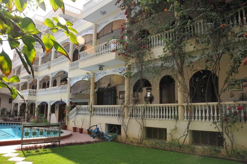 Hotel Exterior