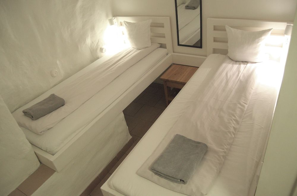 Hostel Dalagatan Basic Twin Room, Private Bathroom (no windows) 3