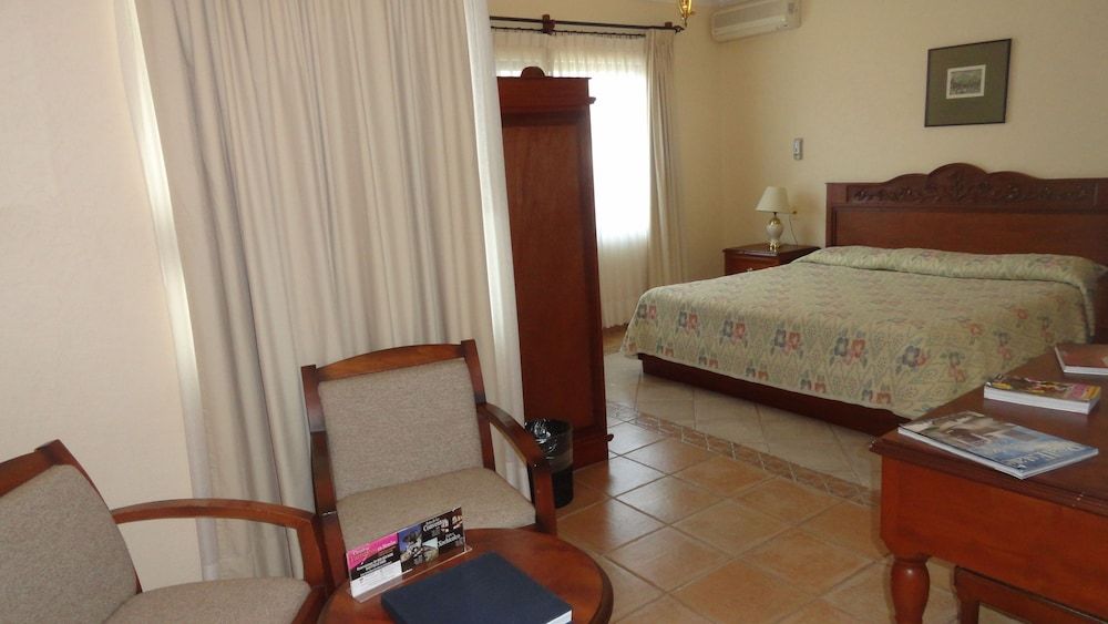 Hotel Vista Hermosa Master Suite 2