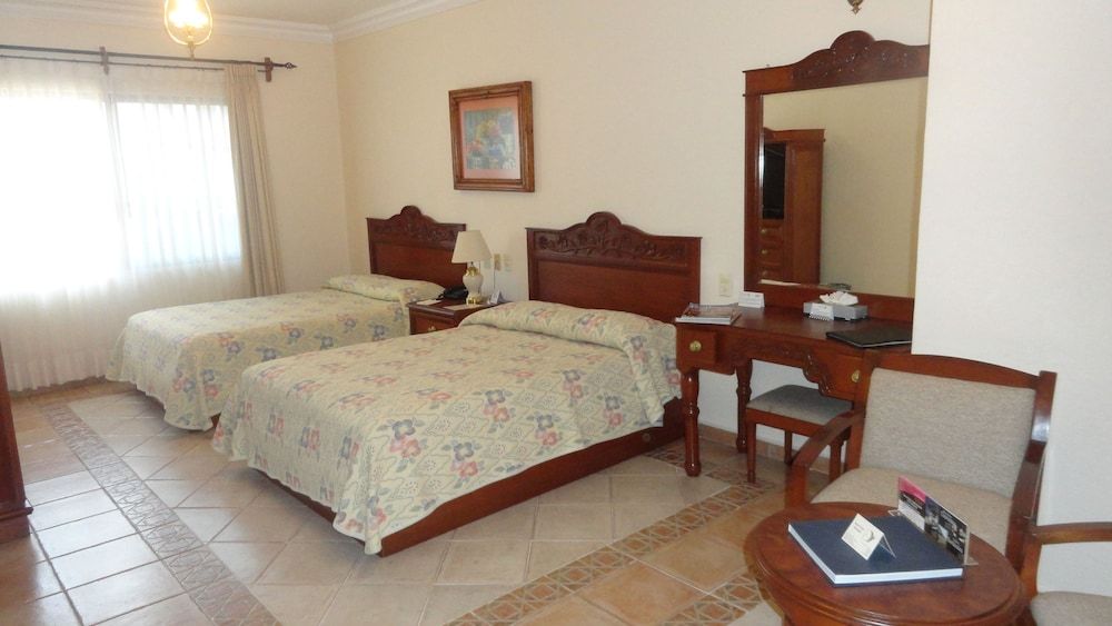 Hotel Vista Hermosa Suite, 2 Double Beds 2
