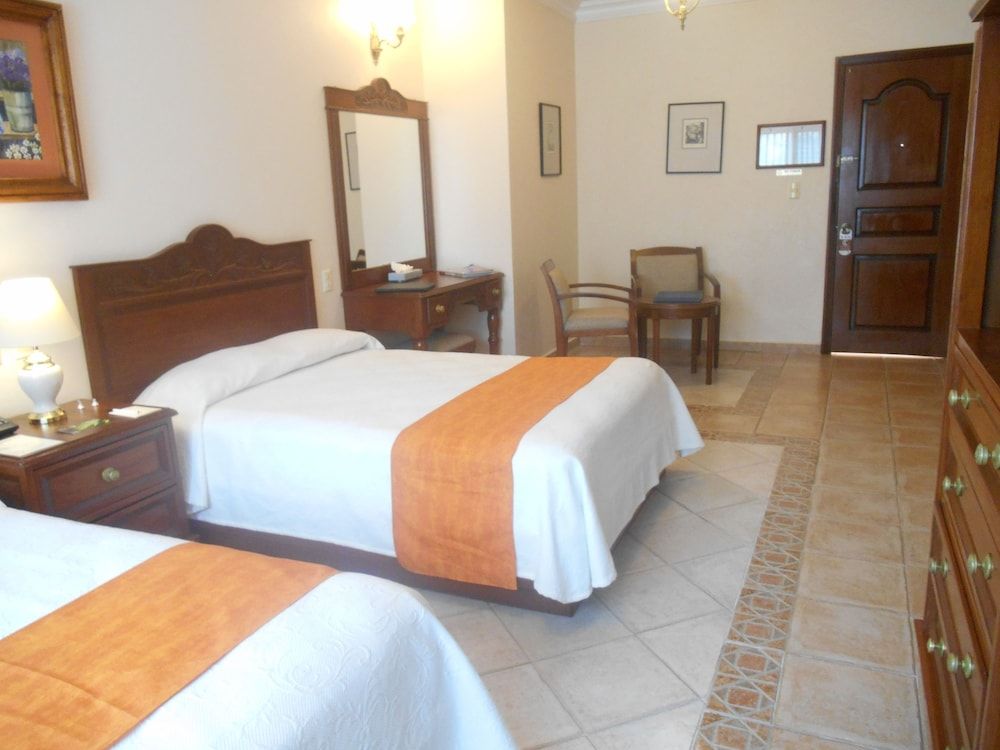 Hotel Vista Hermosa Master Suite 4
