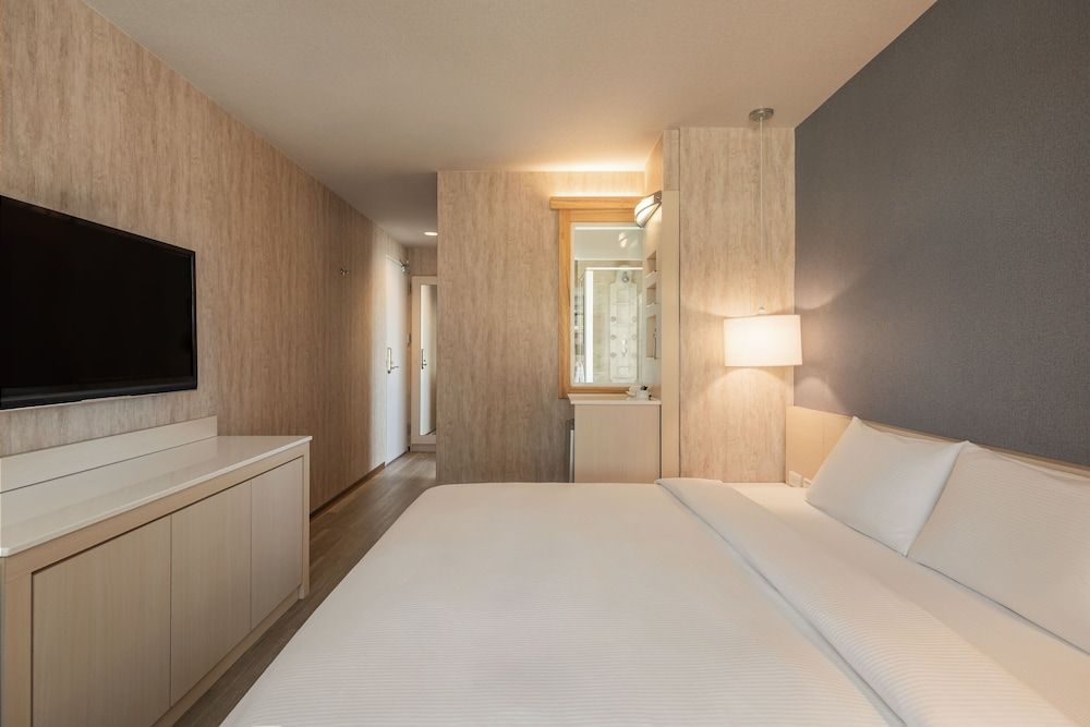 Business Room, 1 Double Bed, Harbor View