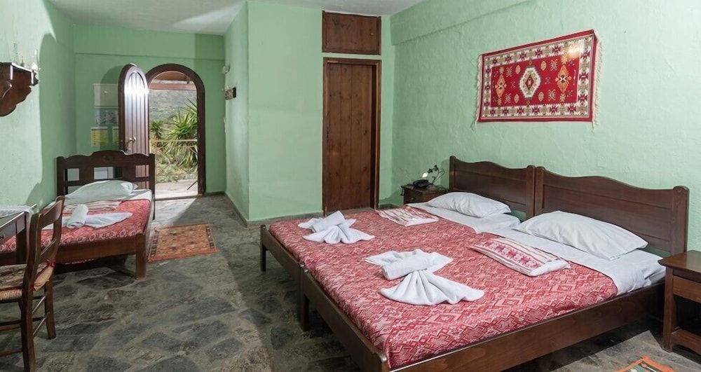 Arolithos Traditional Cretan Village Family Triple Room