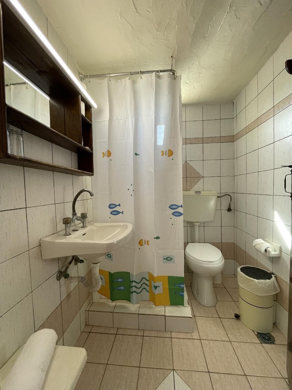 Quadruple Room (2 Adults + 2 Children)