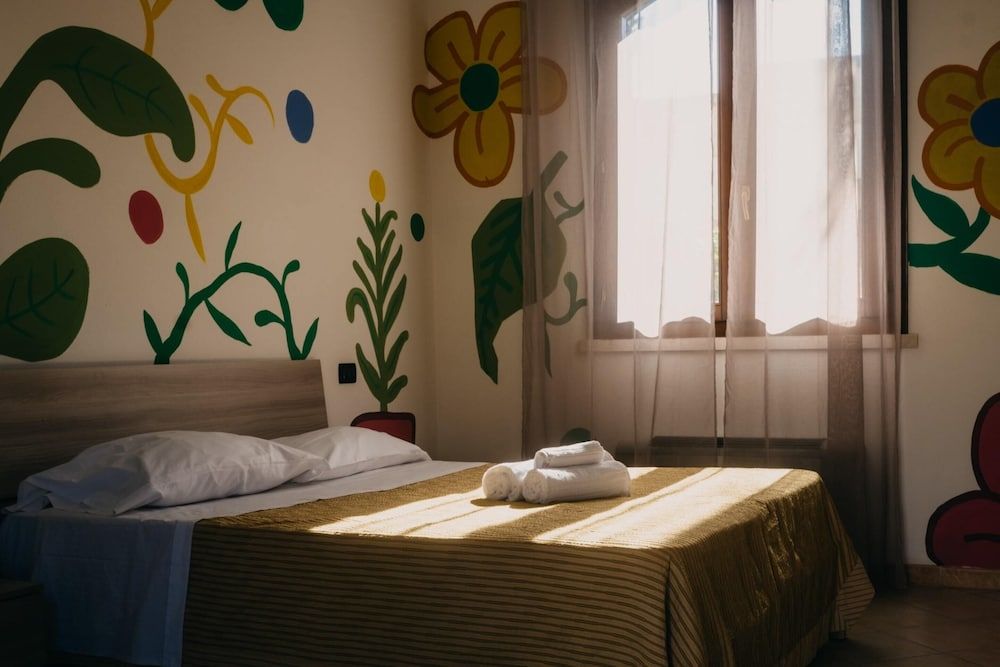 Signature Double Room, 1 Queen Bed, Patio (Mono 2 Adults)