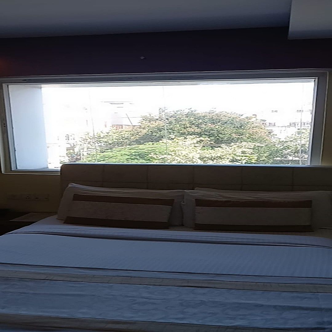 Hotel Diamond Pearl Diamond City View 13