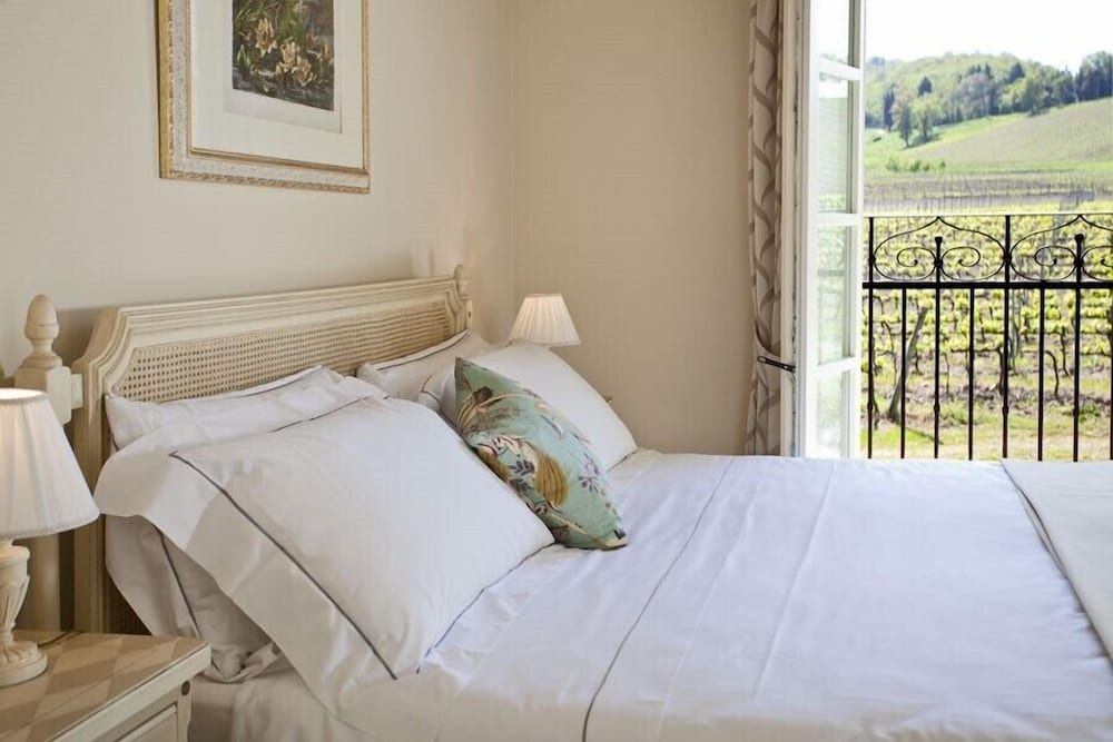 Borgo Condé Wine Resort Classic Double Room, 1 Bedroom, Private Bathroom, Mountainside (Villa Ulivelli) 3