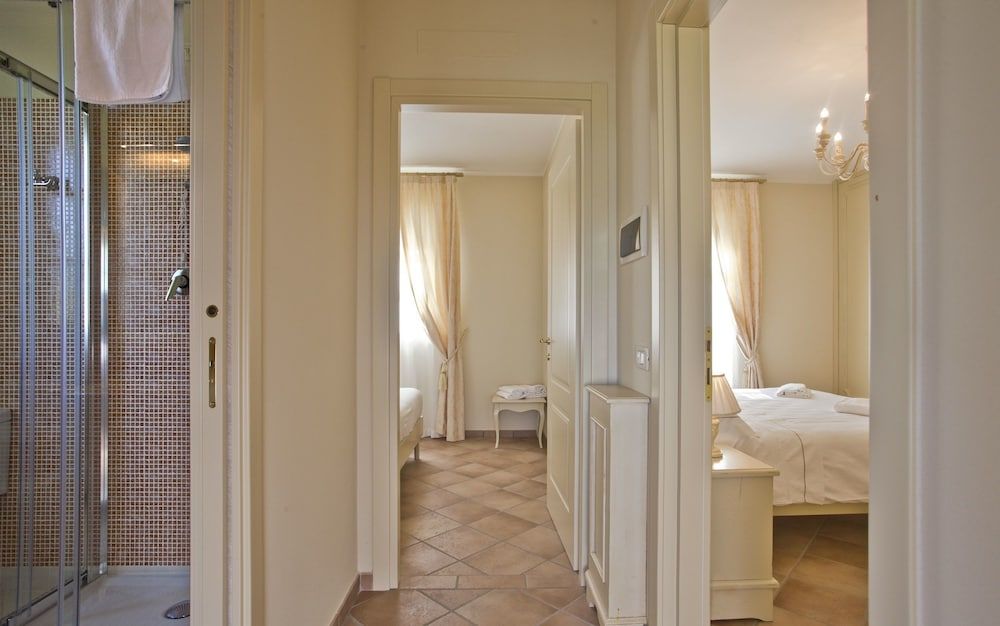 Borgo Condé Wine Resort Classic Double Room, 1 Bedroom, Private Bathroom, Mountainside (Villa Ulivelli) 7