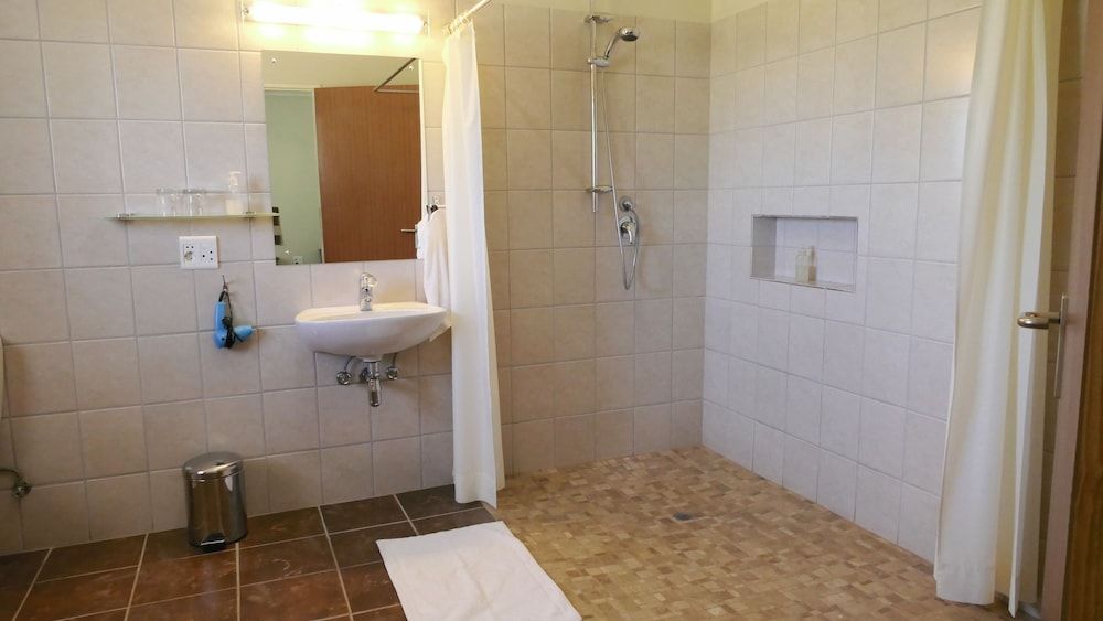 Dornhügel Guestfarm Standard Room 4