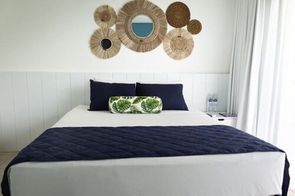 Standard Room, 1 Queen Bed, No Special Views