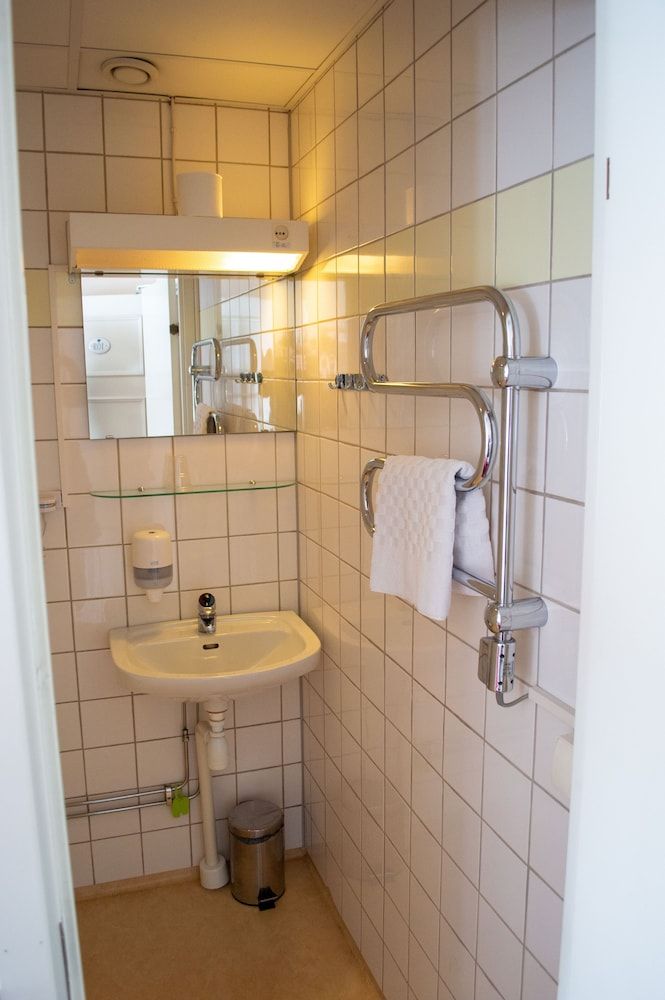 Hotell Blå Blom Economy Double Room 4